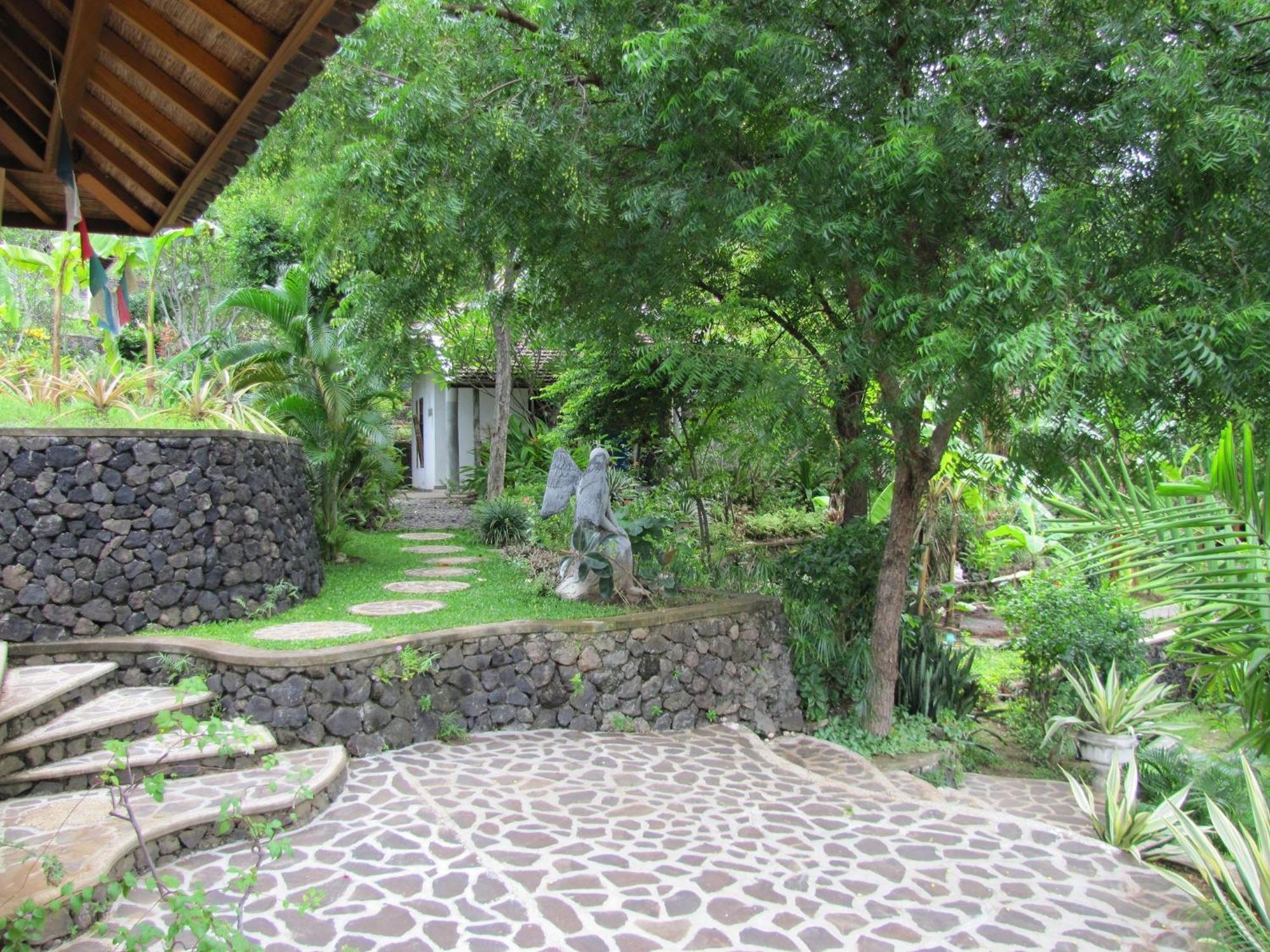 Sananda Bungalow Lovina Exterior foto